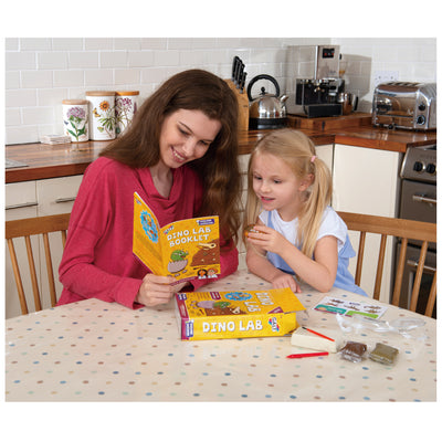 🦖 Dino Lab STEM Kit – Dig Up Dinosaur Fossils, Create Amber Slime & Make Prehistoric Tracks – Fun & Educational Science Kit for Kids 5+