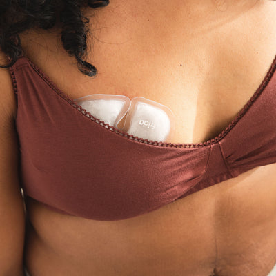 Frida Mom Instant Heat Reusable Breast Warmers - Reusable Click-to-Heat Relief in an Instant for Nursing + Pumping Moms - 2 Sets - 2 Small + 2 Large Heat Packs